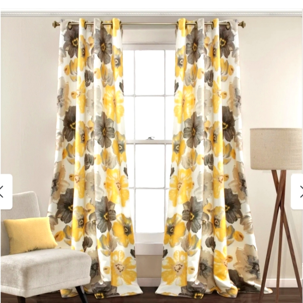 Bed bath and beyond 6 curtains, new